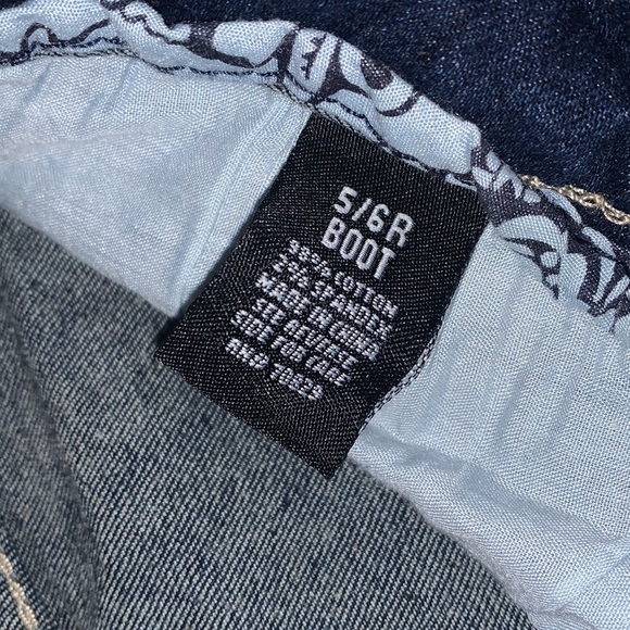 Boot cut jeans. Rue 21 - Picture 2 of 3